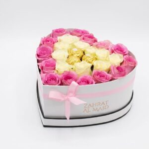 17 to 20pcs pink and white rose with 3pcs Ferrero chocolate inside the heart box