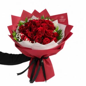 25 red roses with accessories best gift for anyone