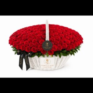 501 red roses inside the basket for love