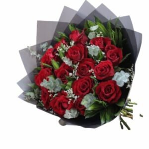 19pcs red roses with accessories